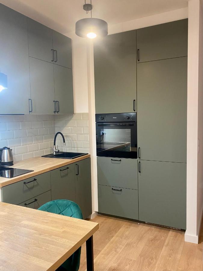 Airport Kl21 - Air Condition & Free Parking Apartment
